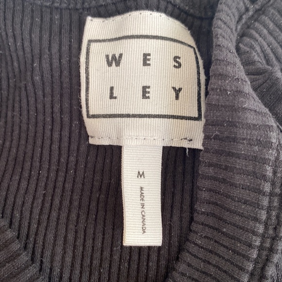 Wesley Tank - Picture 2 of 4